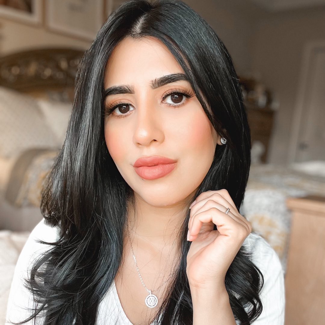 Maria Khan - @mariakhanzuberi