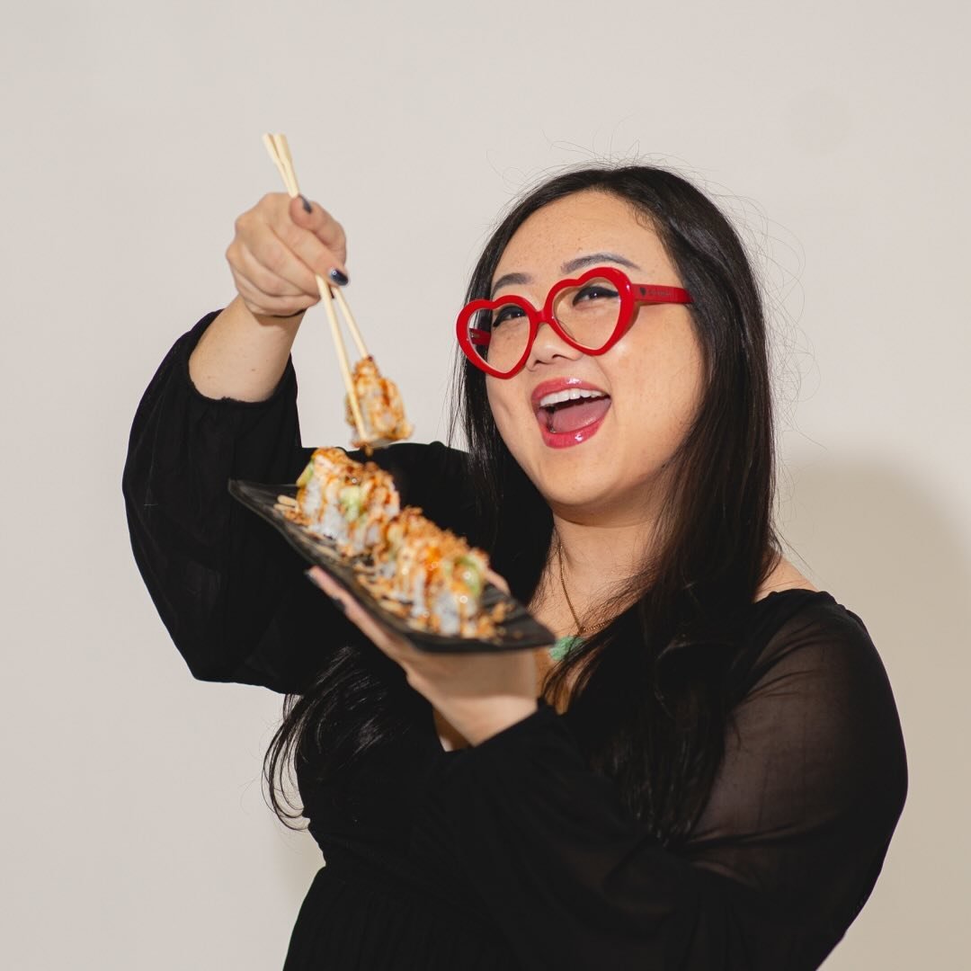 Toni Ryan - @holagato